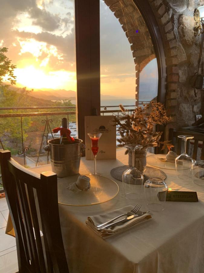 Il Tramonto Hotel Shiroka Luaran gambar