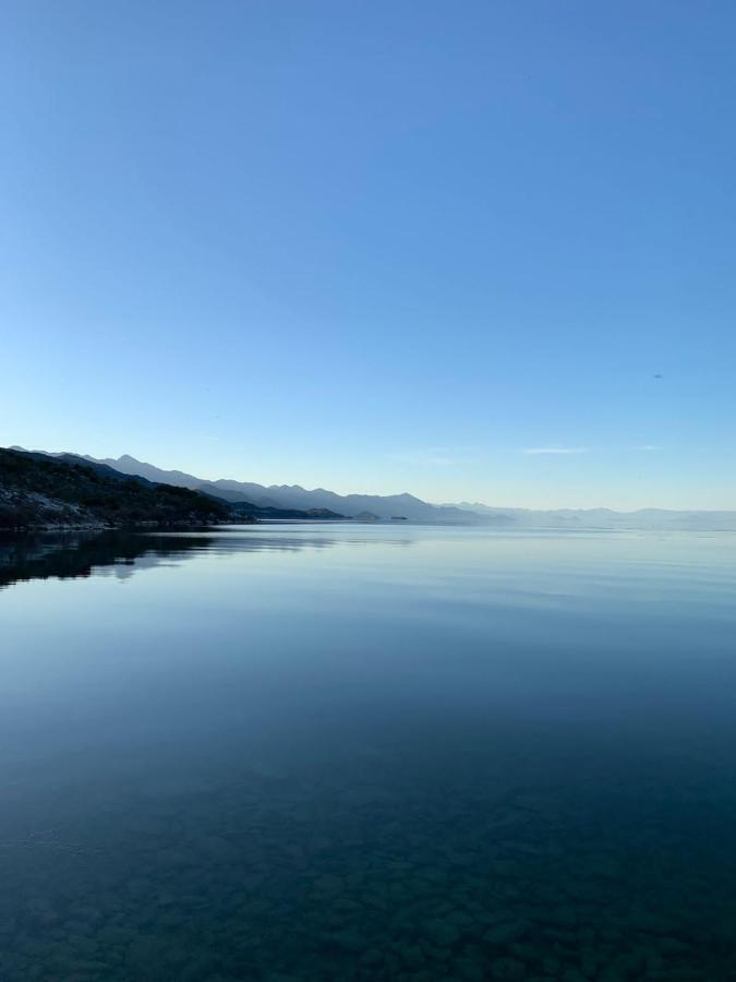 Il Tramonto Hotel Shiroka Luaran gambar